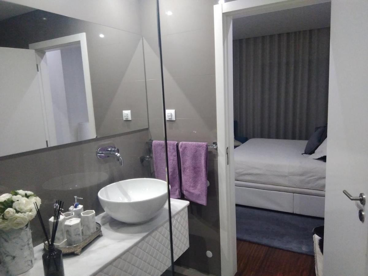 Luxury 3 Bedroom Penthouse With Private Garage * Braga