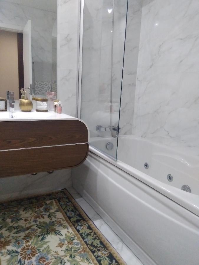 Luxury 3 Bedroom Penthouse With Private Garage * Braga