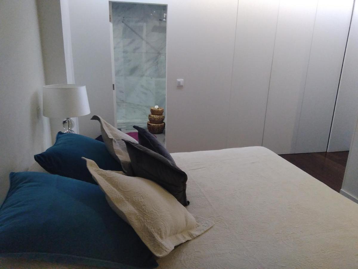 Luxury 3 Bedroom Penthouse With Private Garage Appartement Braga